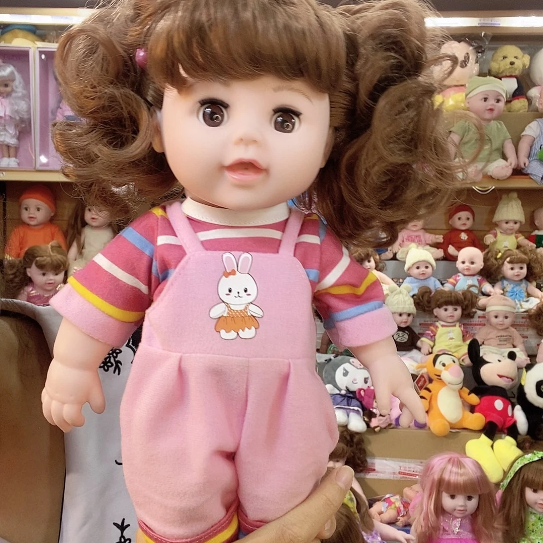 塑料软糖胶娃娃玩具