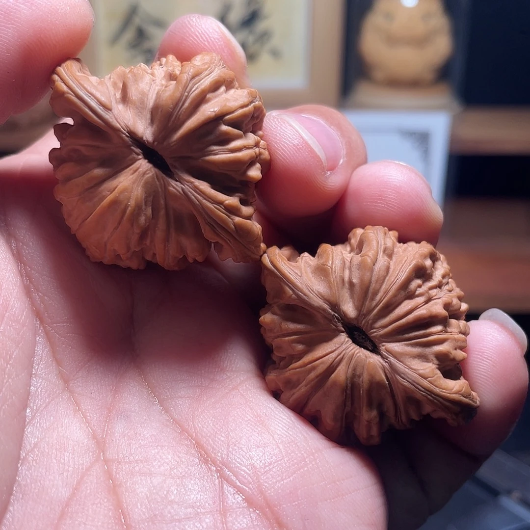 把件文玩核桃汉高楼40尺（尖微磕）