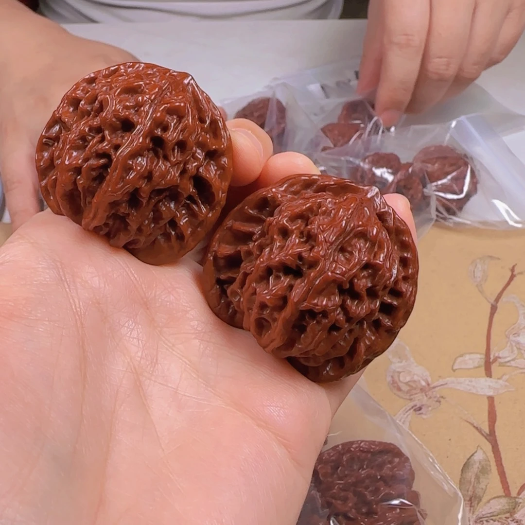 文玩核桃吊坠盘龙42-026