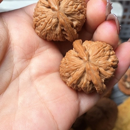 吊坠文玩核桃白狮子