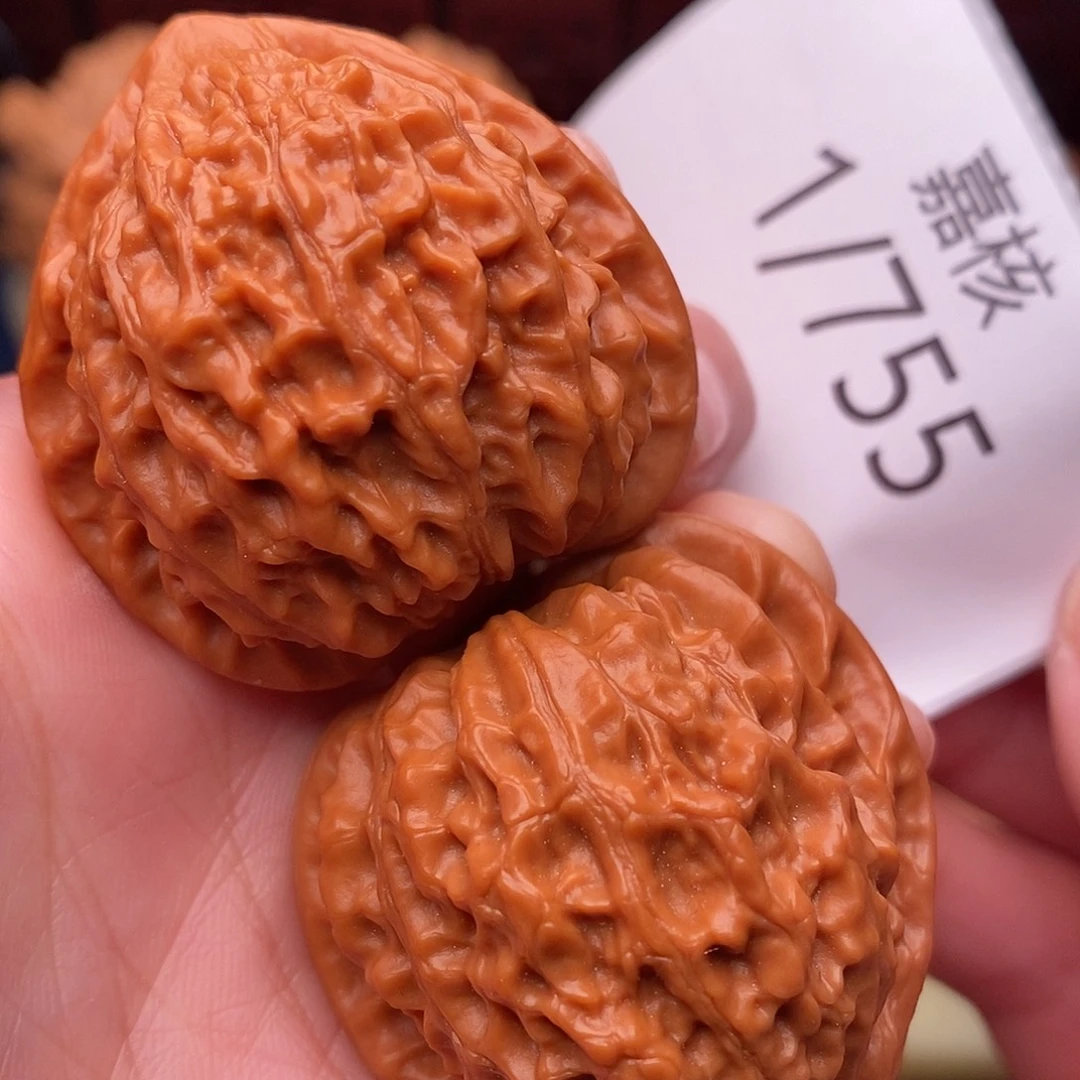 文玩核桃把件39.5金牛