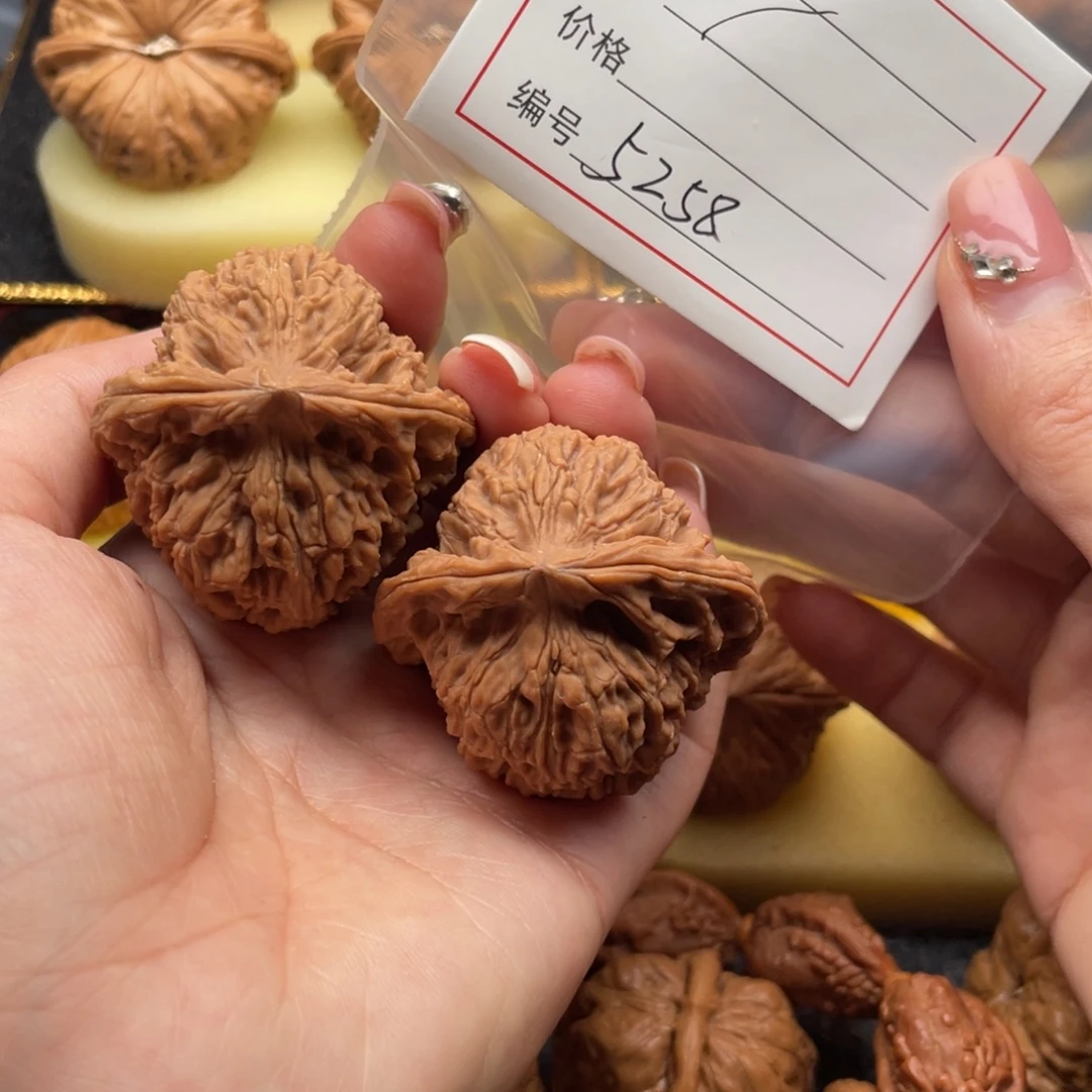 吊坠文玩核桃5258号43南疆
