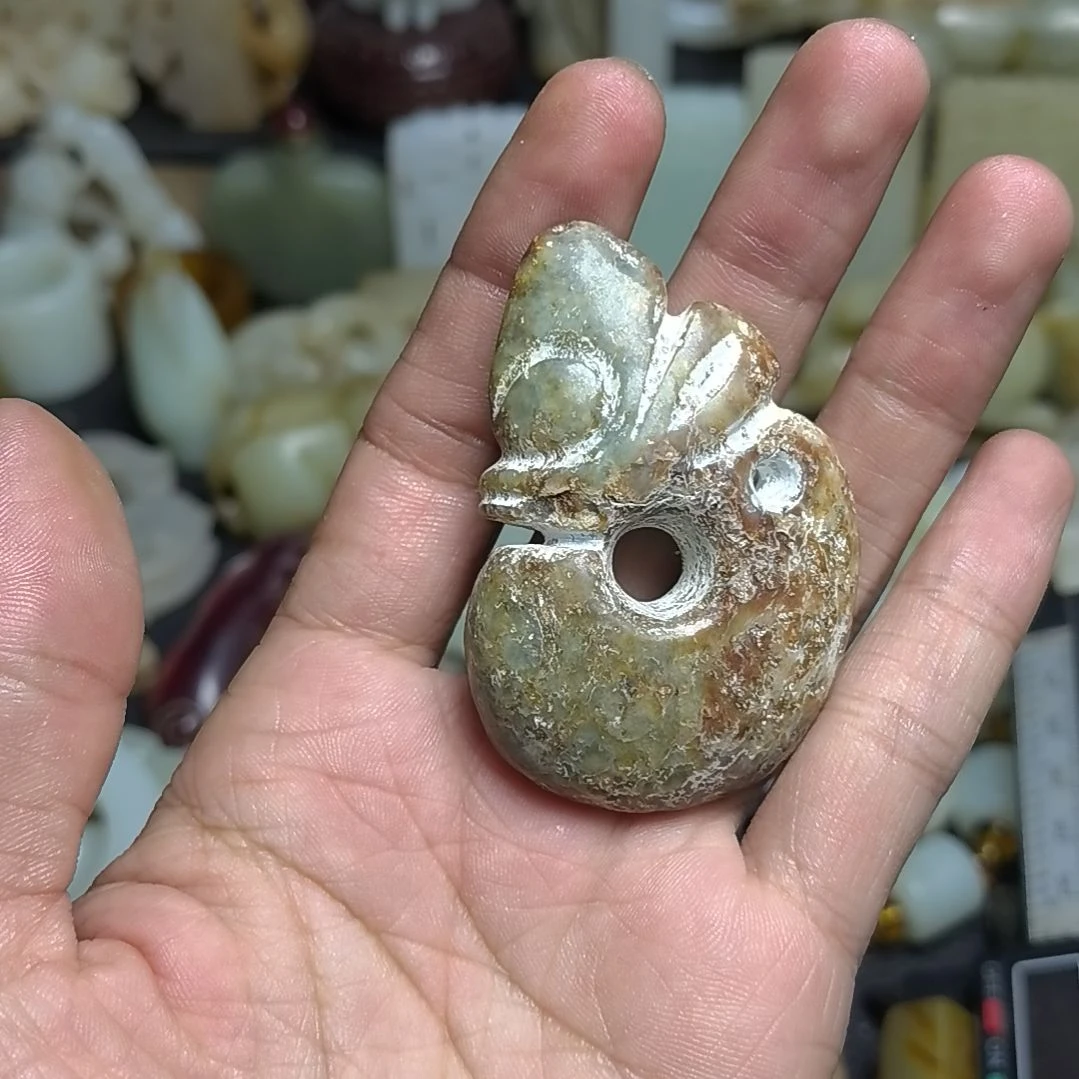 和田玉（糖玉）未镶嵌颈饰