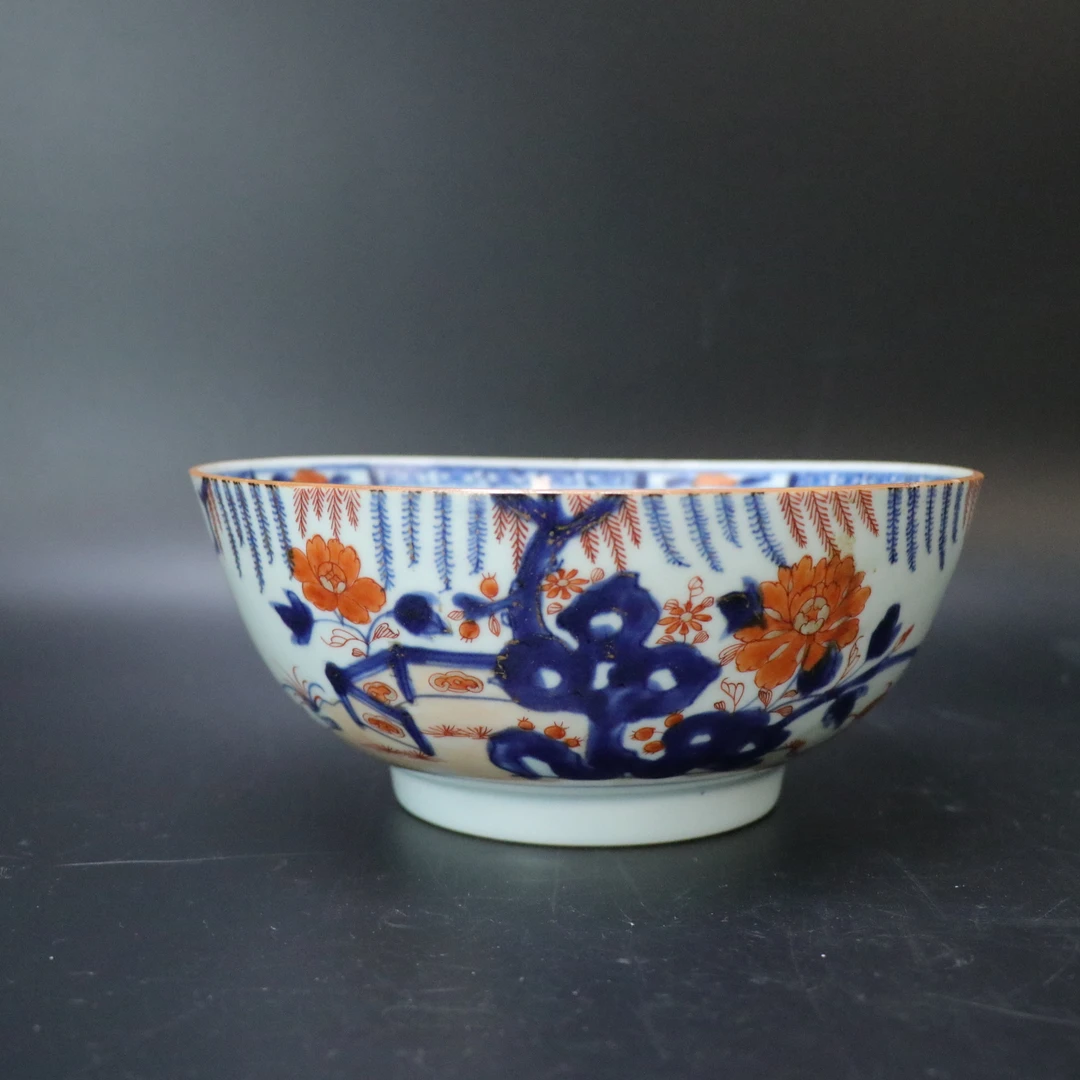 Lot25121462清乾隆青花矾红花卉纹碗高：约8.7cm直径：约19.9cm