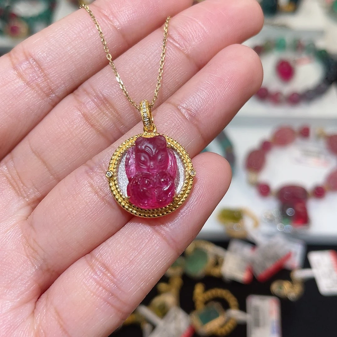 红色碧玺吊坠(不含链)18K金镶嵌 桃红九尾