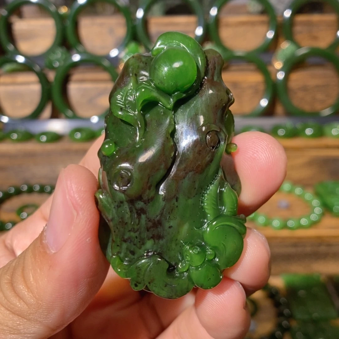 【闪购商品】吊坠(不含链)未镶嵌和田玉俄七红皮老料福禄寿禧