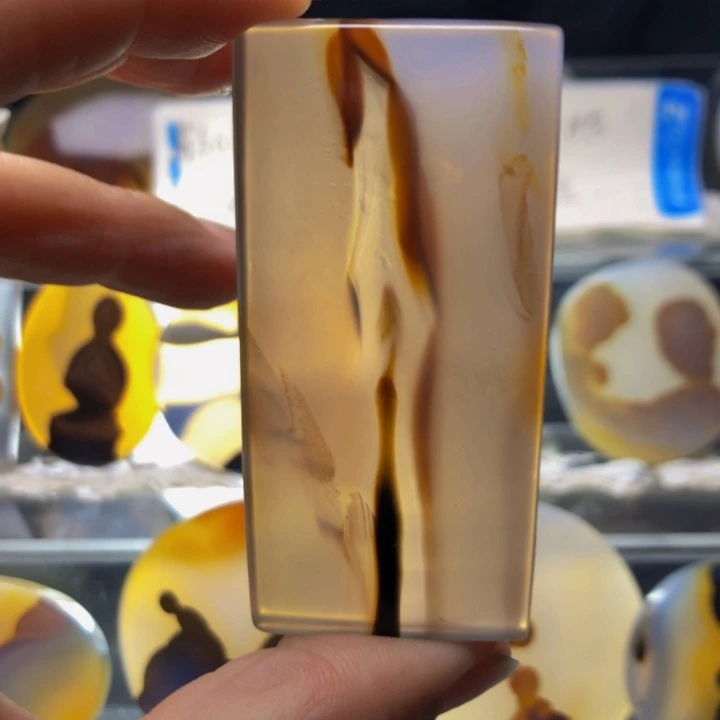 合金玛瑙/玉髓珠宝奇石111