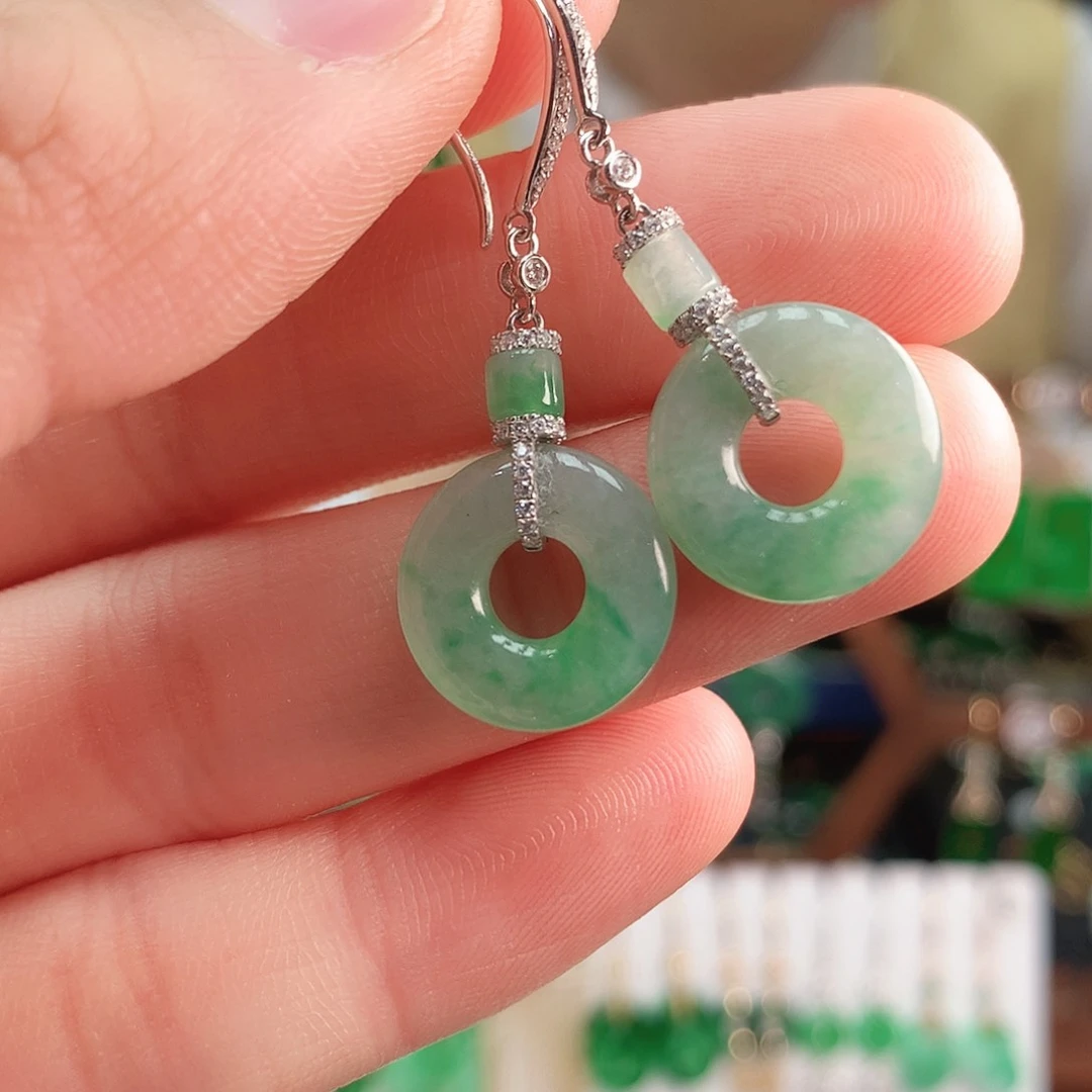 翡翠耳饰18K金镶嵌耳饰