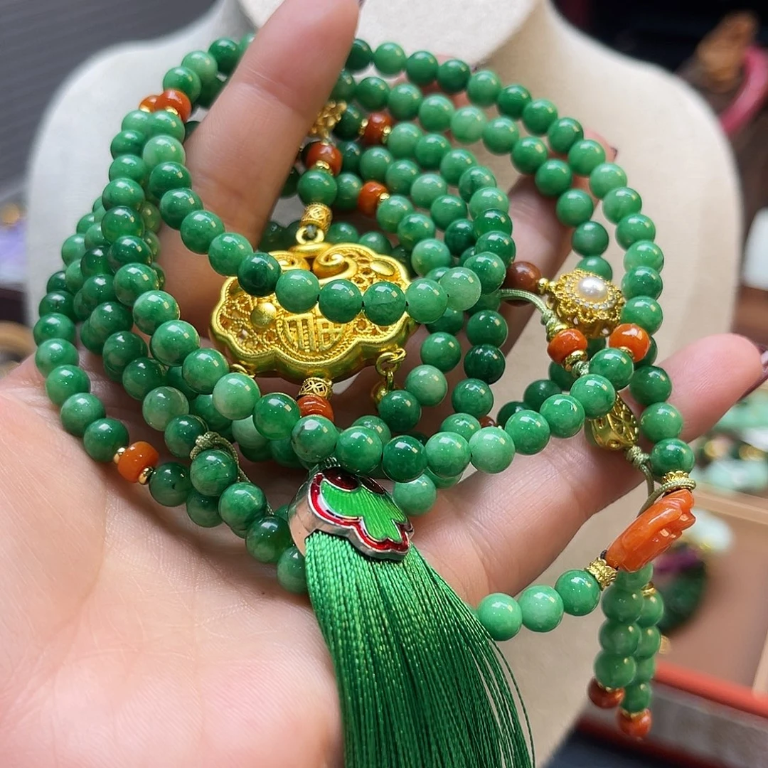 翡翠未镶嵌项链斜挎