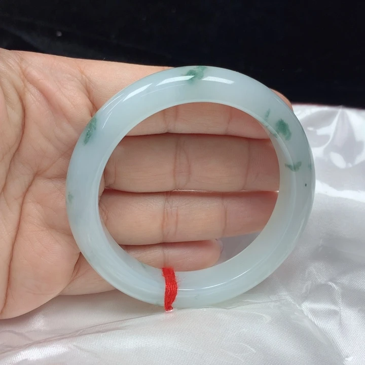 翡翠手镯未镶嵌正圈58