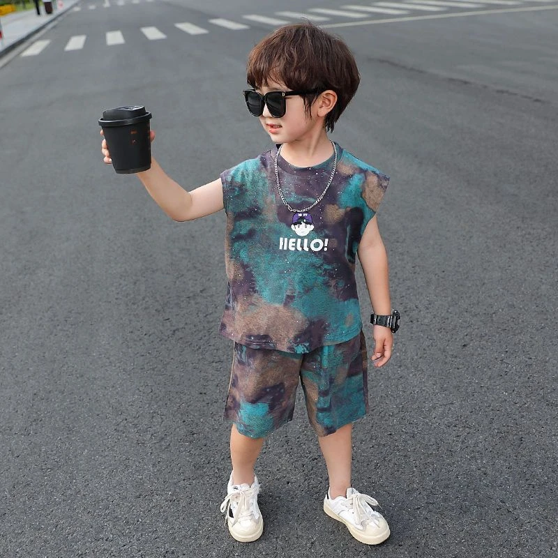 男童新款夏装套装2025款时髦洋气薄款T恤短裤时尚小童简约童装