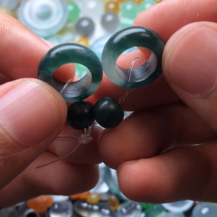 未镶嵌定制翡翠挂件