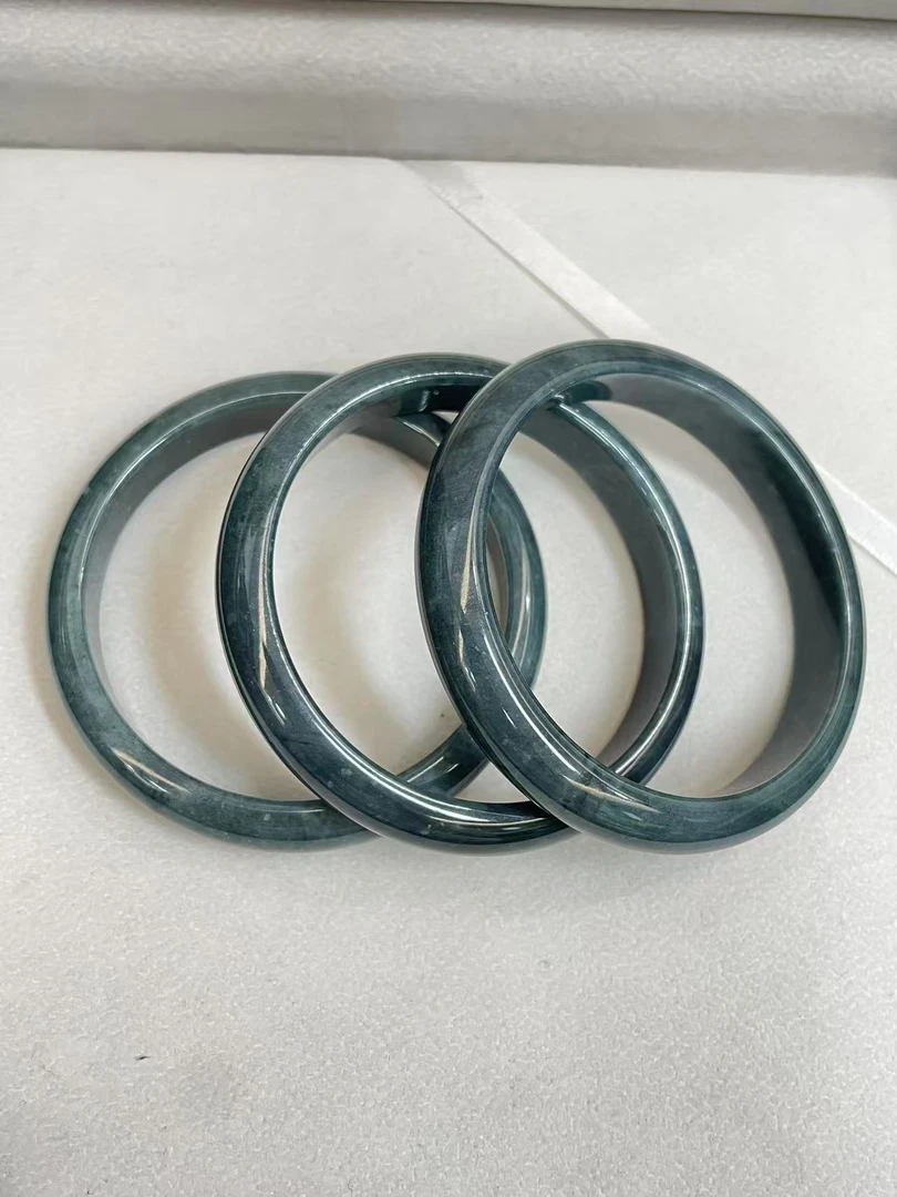 翡翠手镯（多样性一件发货）