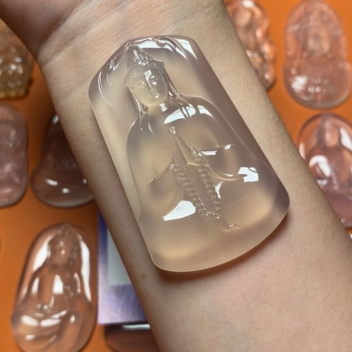 玛瑙/玉髓吊坠未镶嵌