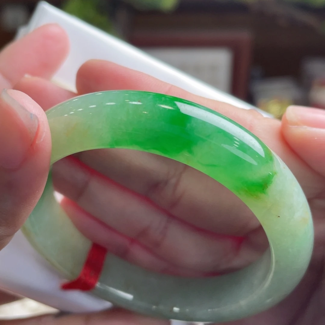 翡翠未镶嵌手镯51.4双生色 强推