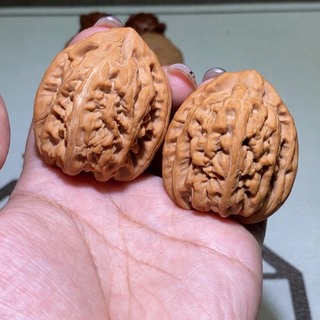 用***3手串/手链核桃红锦鲤40