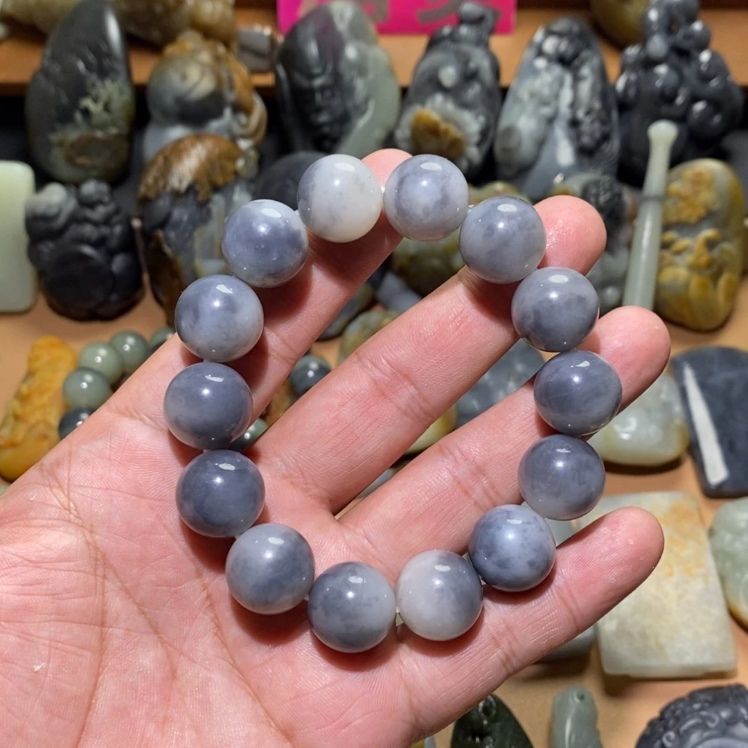 未镶嵌和田玉把件