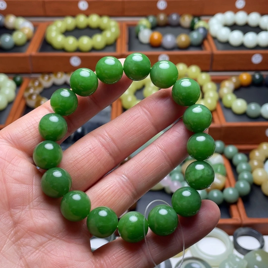 和田玉未镶嵌手串