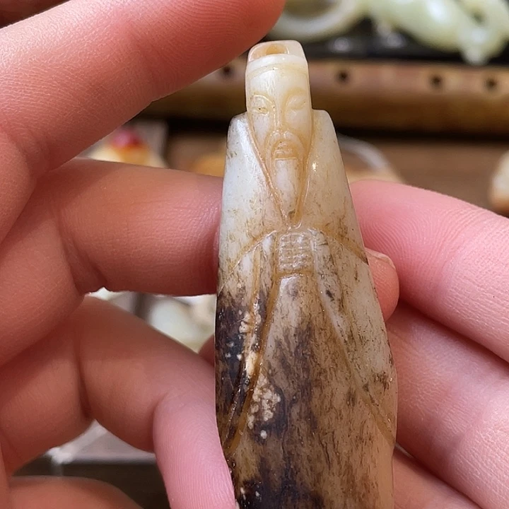 和田玉（糖玉）未镶嵌颈饰