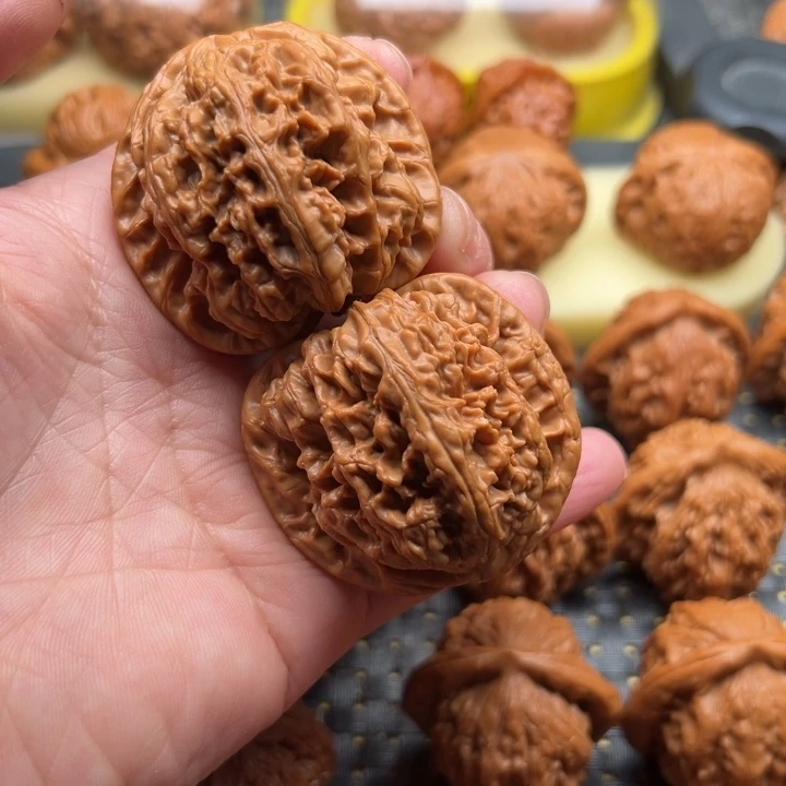 文玩核桃吊坠平谷粗筋46全品