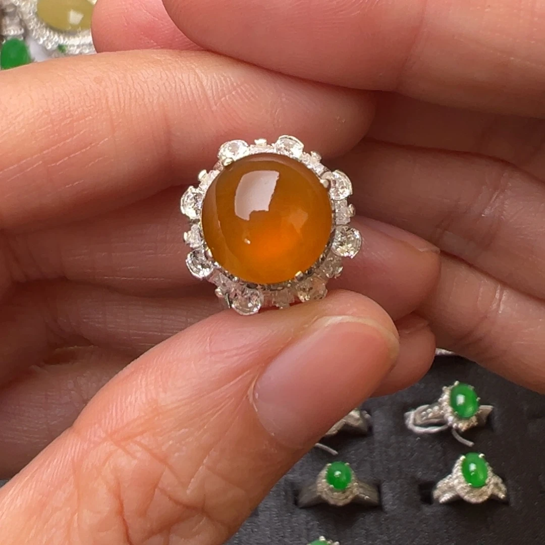 定制翡翠未镶嵌翡翠