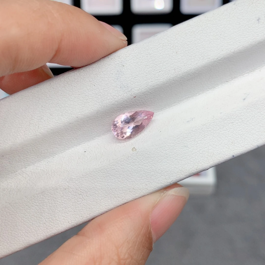 绿柱石（摩根石）裸石未镶嵌1.5克拉