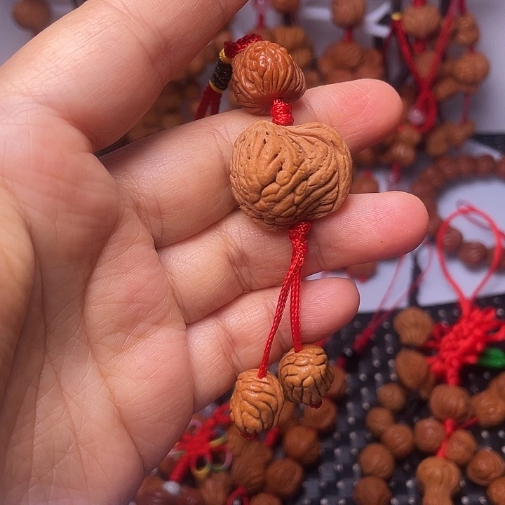 桃核吊坠龙纹桃枭