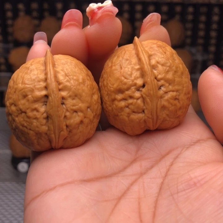 橄榄核吊坠12粗筋大屁桃