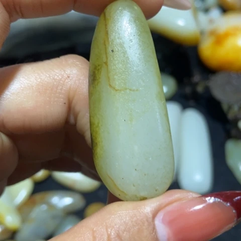 和田玉（糖玉）未镶嵌挂件