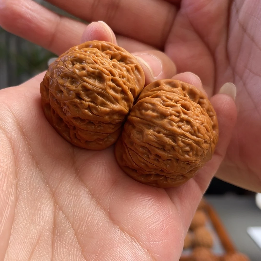 桃核把件34.5×32尺全品原桩铁锤CN01002已打底