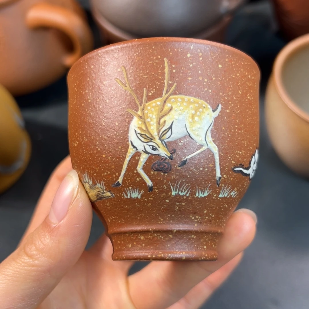 紫砂茶杯泥绘红降坡