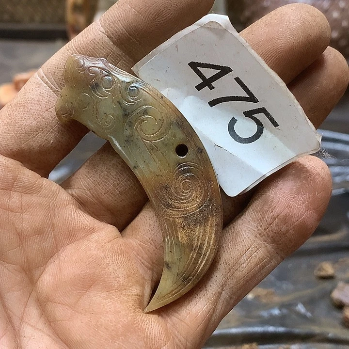 未镶嵌和田玉挂件