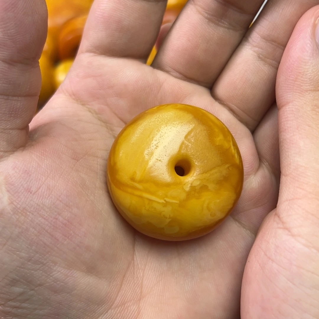 琥珀未镶嵌吊坠(不含链)