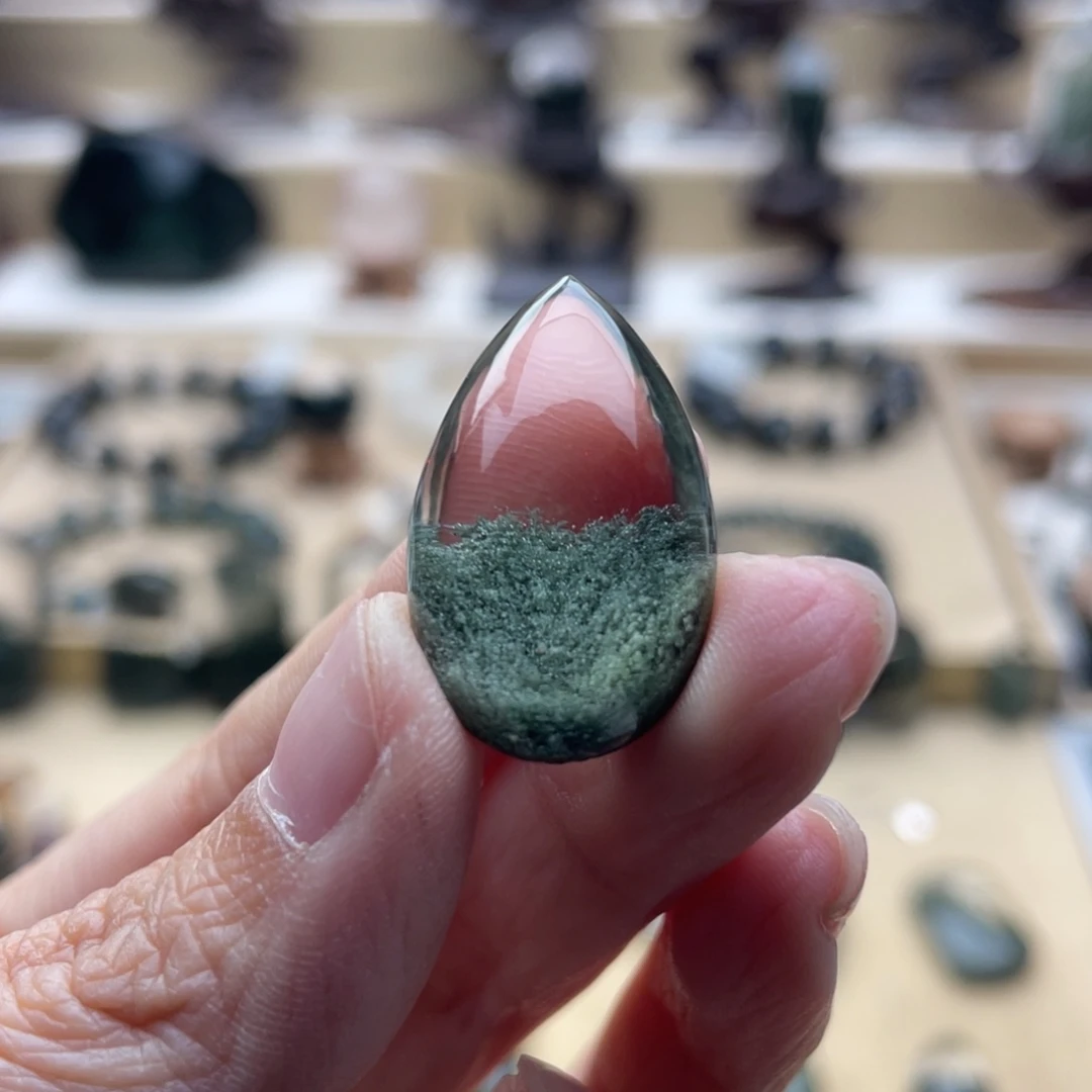 颈饰水晶未镶嵌绿幽灵吊坠