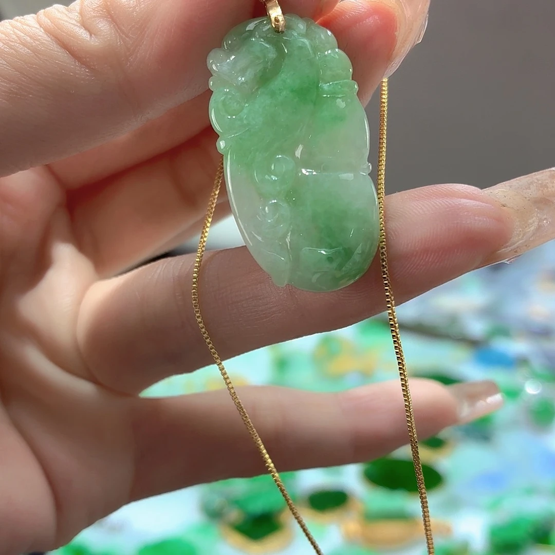 颈饰未镶嵌翡翠翡翠