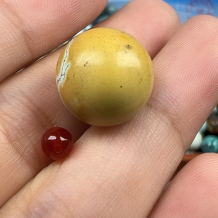 未镶嵌配饰13.3南红玛瑙