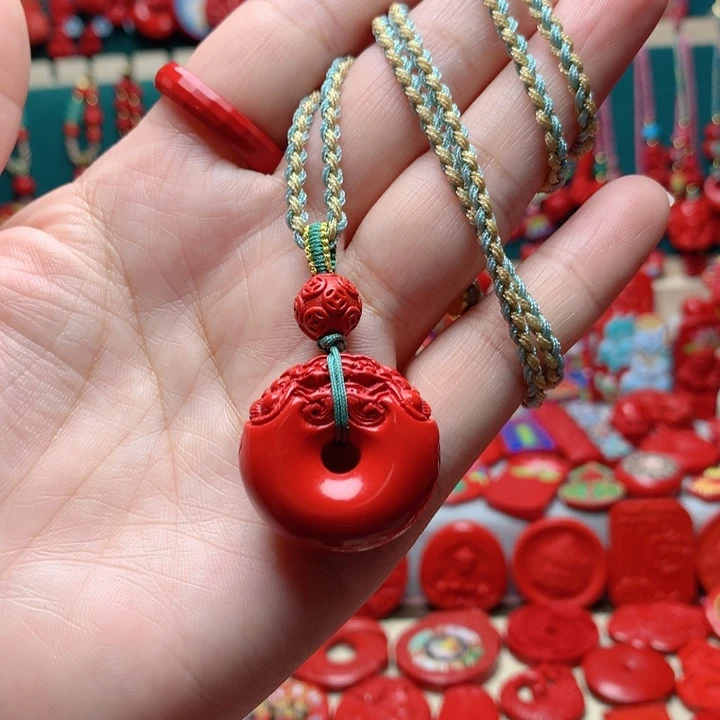 天然辰砂工艺品朱砂吊坠
