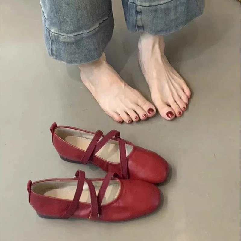 软质款法式怀旧方头浅口交叉带女款玛丽珍通勤平底芭蕾舞鞋