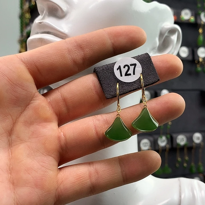 和田玉耳饰18K金镶嵌