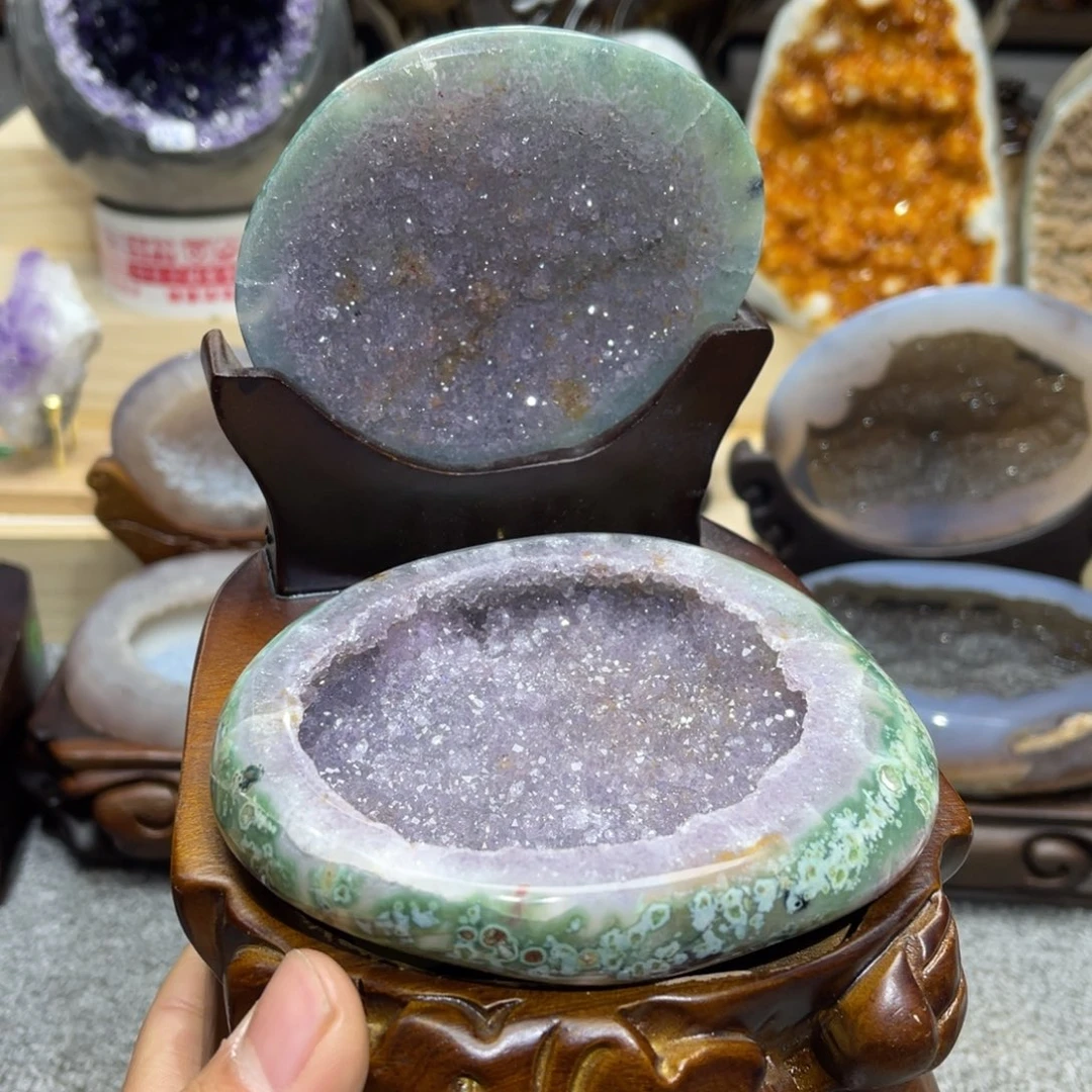 水晶大型摆件未镶嵌