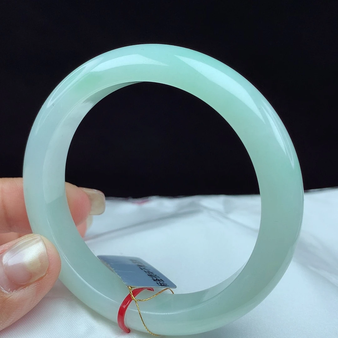 翡翠手镯未镶嵌57圈 3438