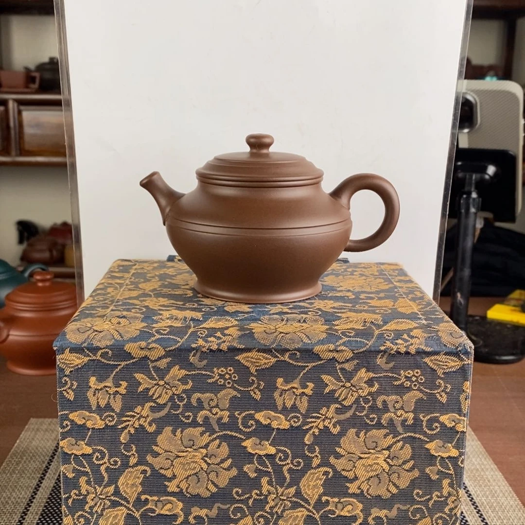 紫砂茶壶宜兴紫砂工艺美术精品