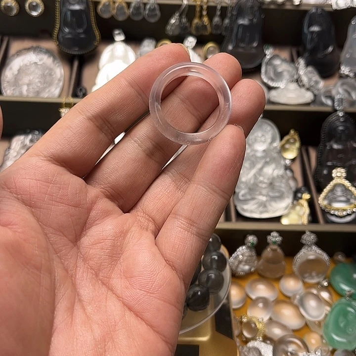 A***A石英质玉未镶嵌戒圈
