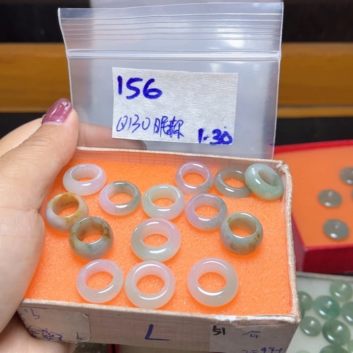 定制翡翠未镶嵌昵***置不