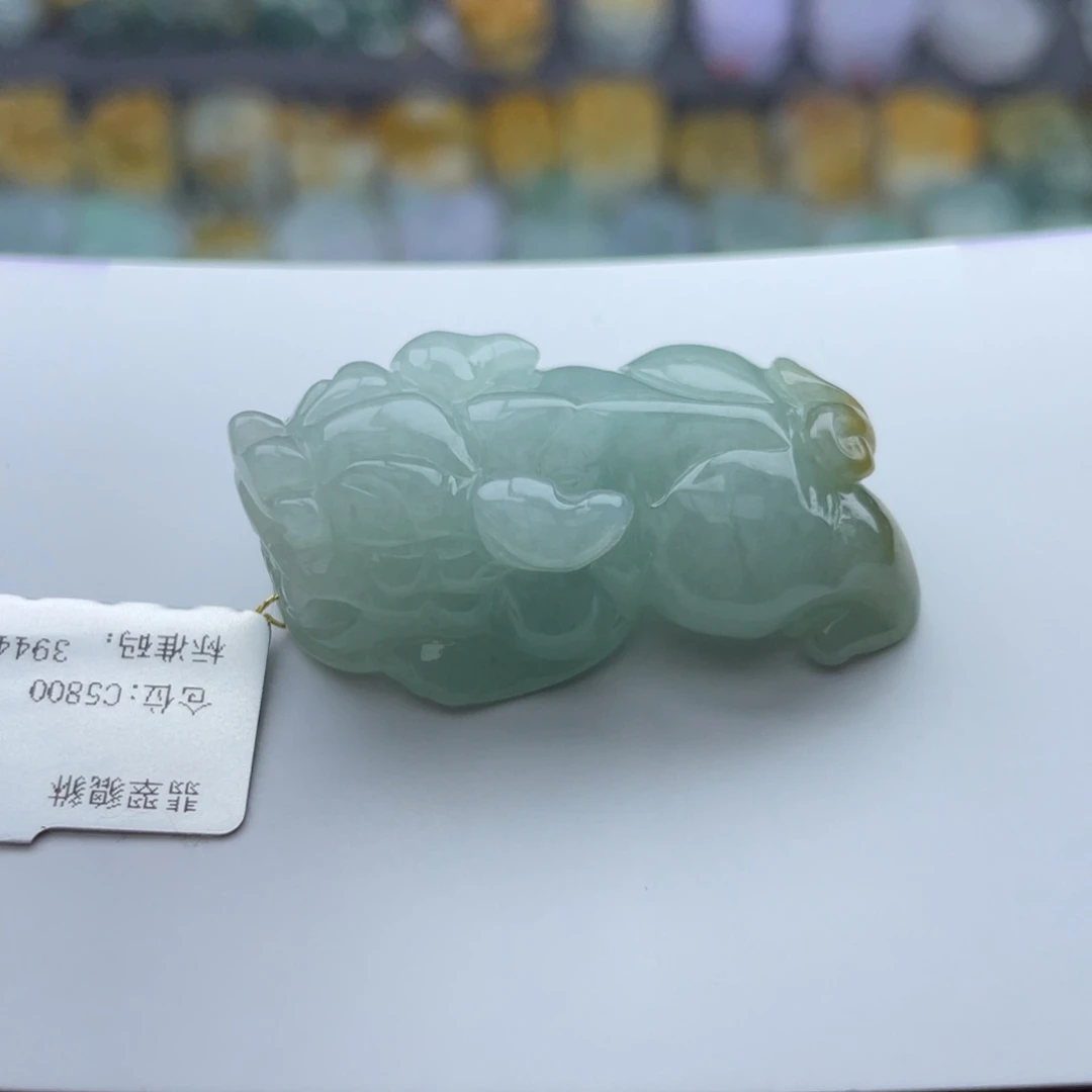 翡翠颈饰未镶嵌貔貅