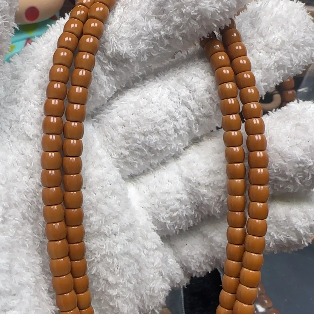 手串橄榄核老挝脖挂三花无白5.5福利