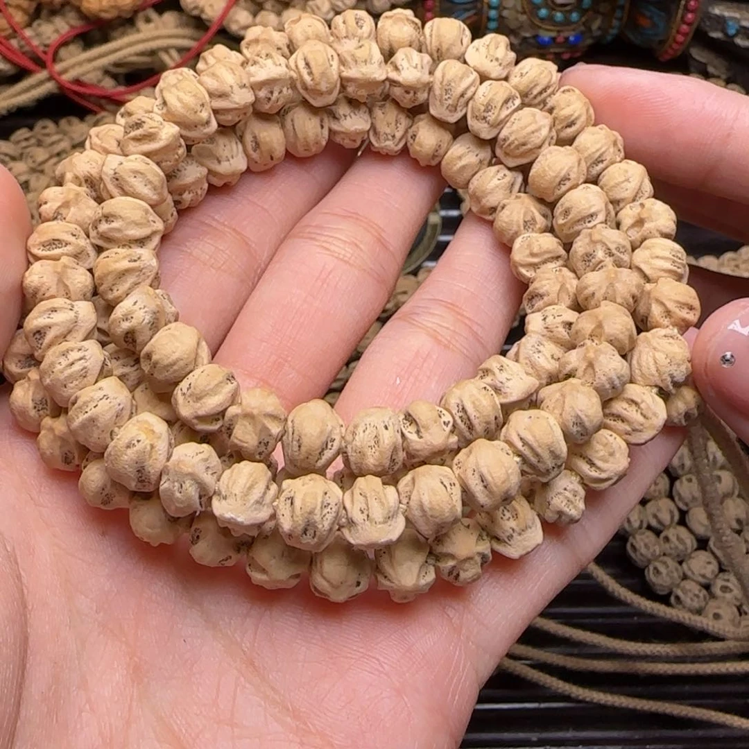 柏香籽/百香籽吊坠～