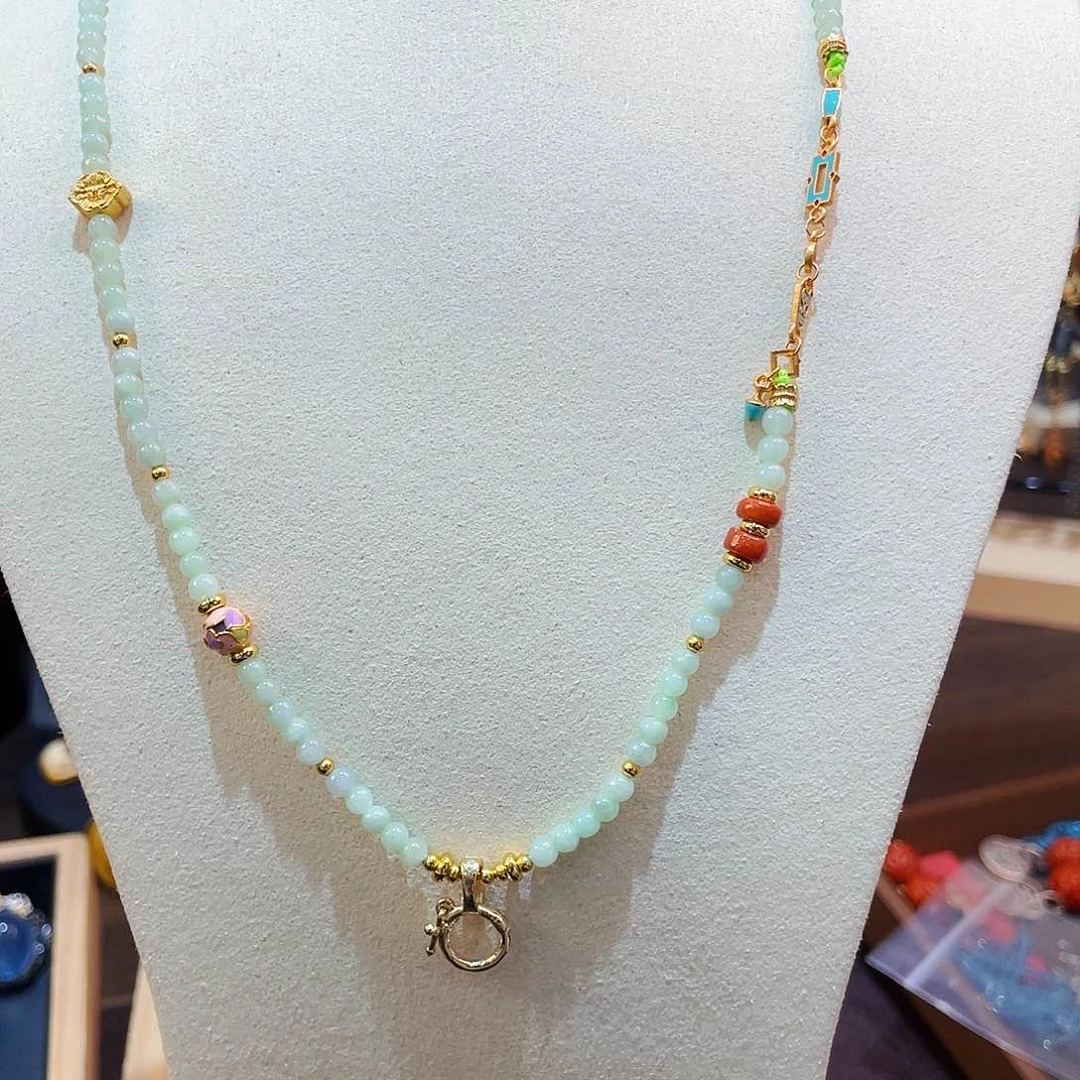 翡翠颈饰未镶嵌翡翠