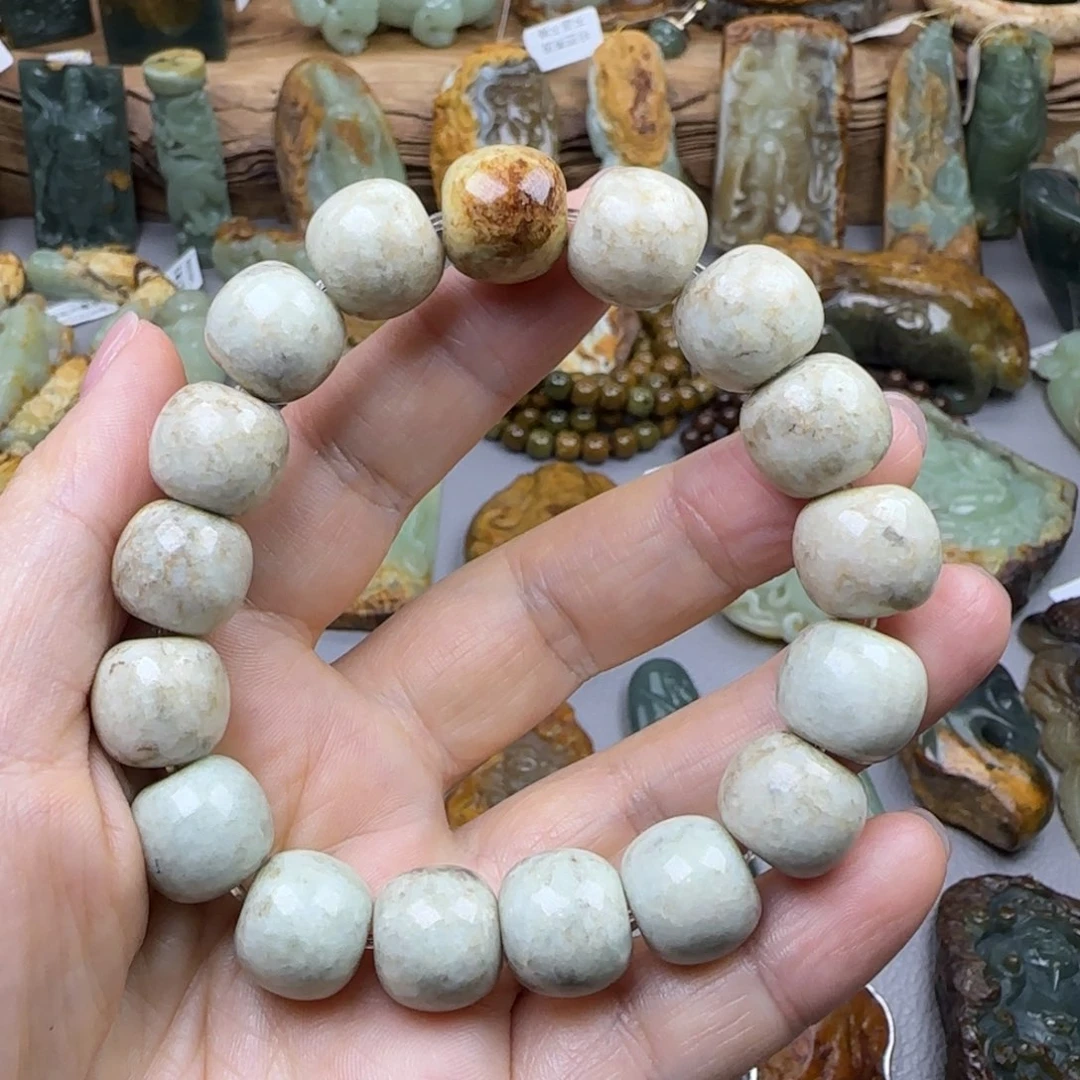 岫岩河磨玉（透闪石质玉）未镶嵌珠宝奇石