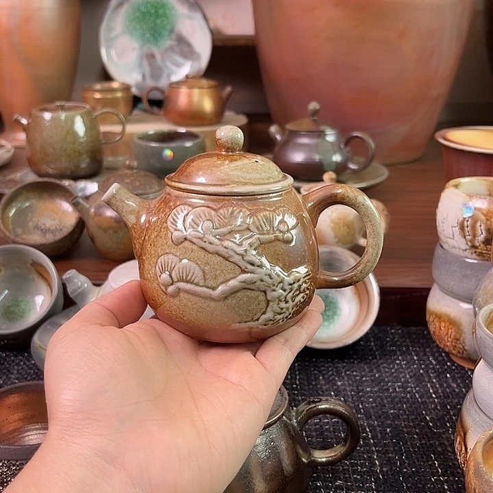 柴烧微瑕迎客松龙蛋壶